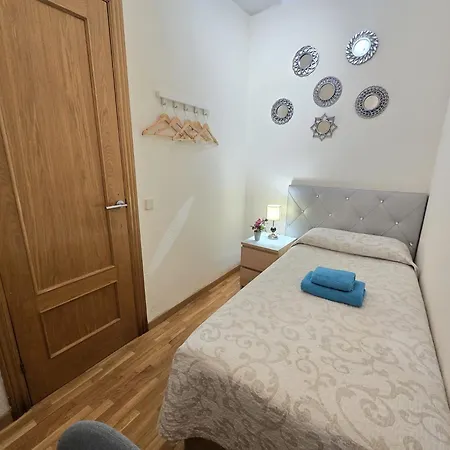 Aragon Nocleg ze śniadaniem *